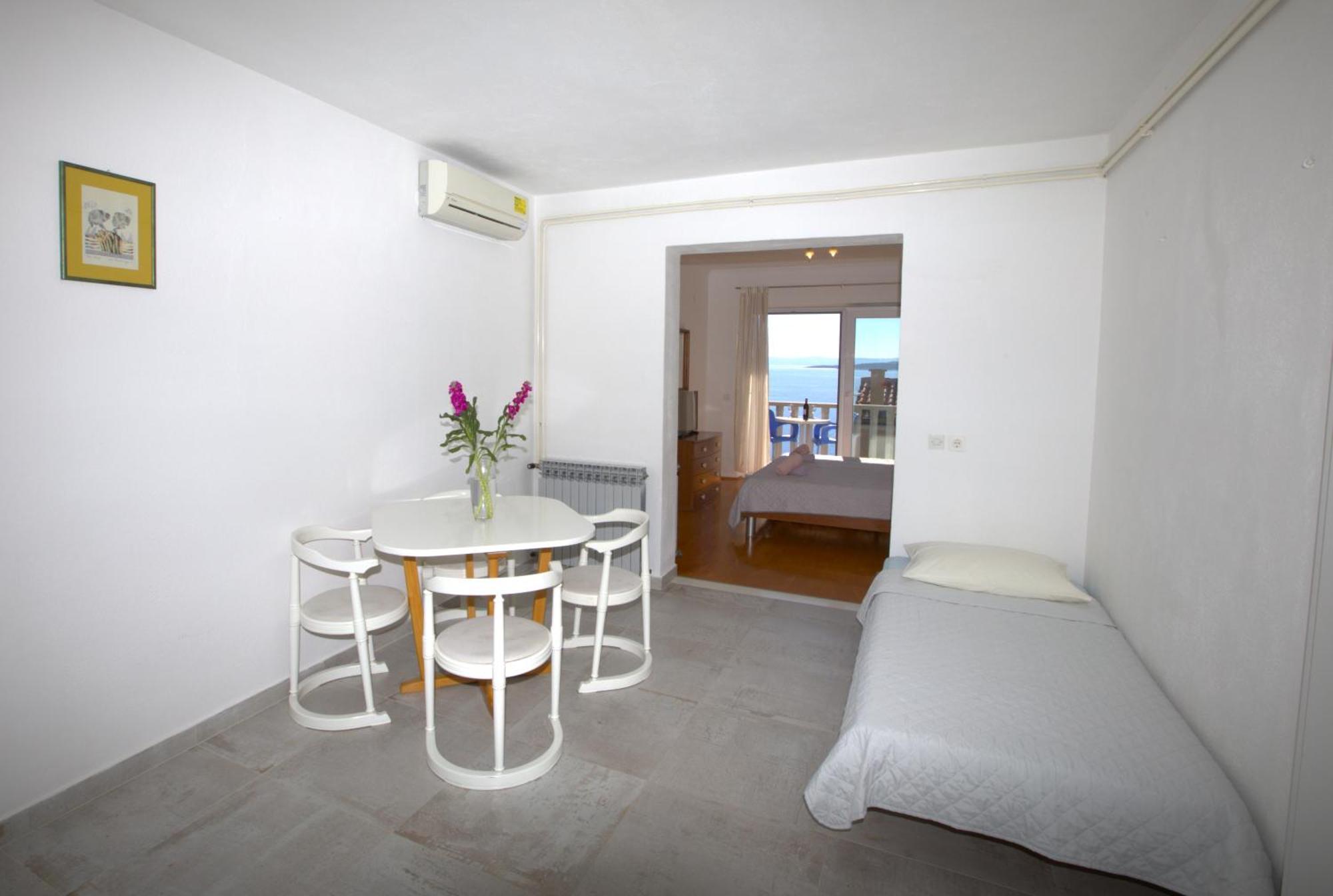 Apartments Mare Brela Exterior photo